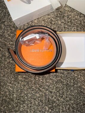 Louis Vuitton black belt with box and dust bag 110 cm 43-44 inch waist